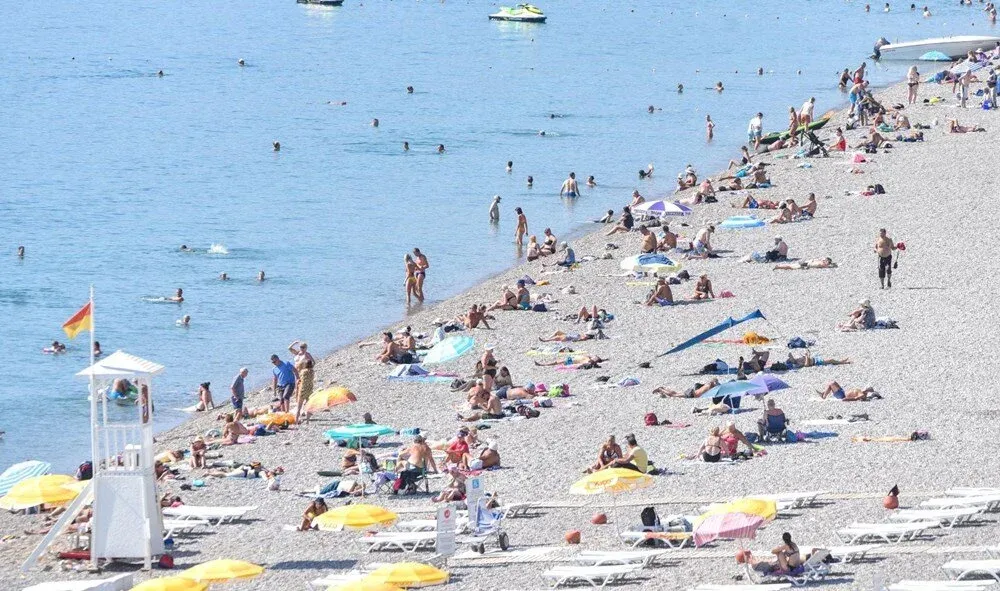 ANTALYA’DA SEZONA DEVAM.. PASTIRMA SICAKLARI GELİYOR