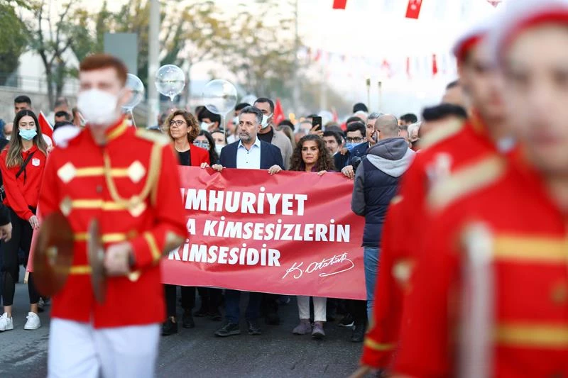 Sandal’dan 100. yıl kortejine davet