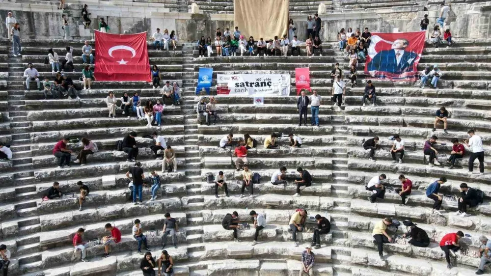 ASPENDOS’TA ‘SATRANÇ TARİHLE BULUŞUYOR’ ETKİNLİĞİ DÜZENLENDİ