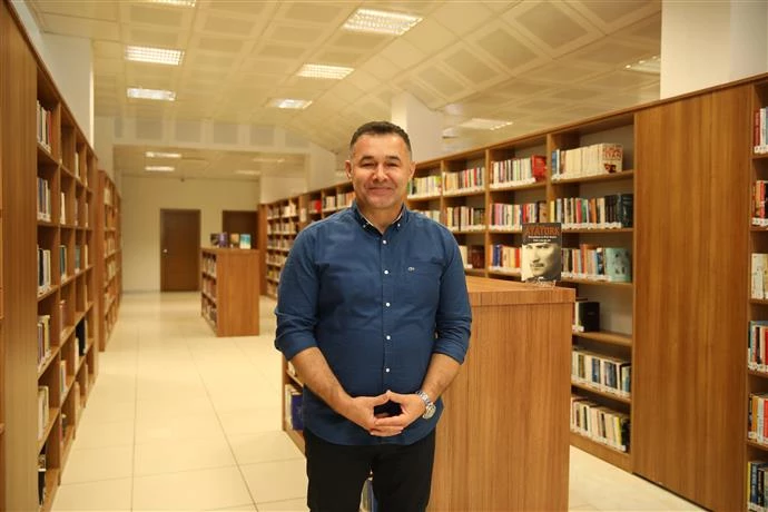 ALANYA BELEDİYESİ EMİNE HACIKURA KÜTÜPHANESİ YENİLENDİ BAŞKAN YÜCEL: KAPASİTEYİ 3 KATINA ÇIKARDIK