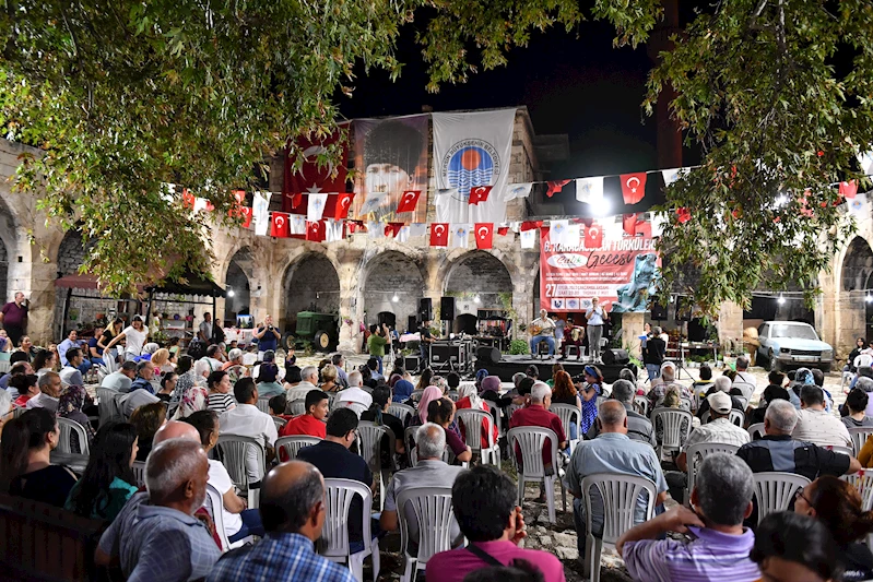 ‘6. Karacaoğlan Türküleri Gecesi’ Büyükşehir’in Ev Sahipliğinde Gerçekleşti