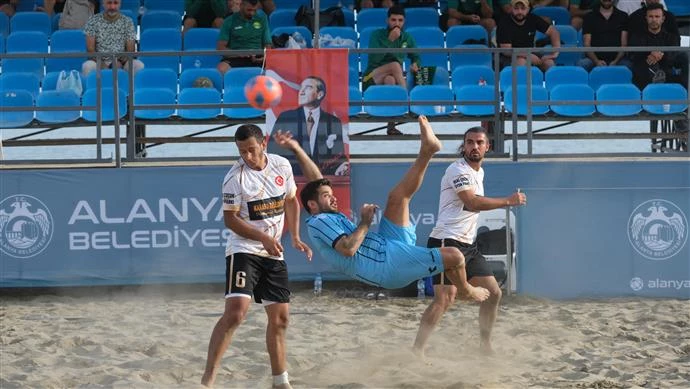 KUMDA YARI FİNALİN ADI BELLİ OLDU