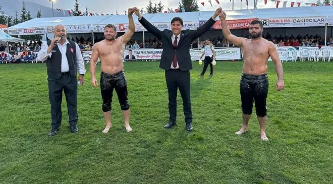 İSMAİL BALABAN PES ETTİ.. FETHİYE’DE BAŞPEHLİVAN  ’BATU’ OLDU