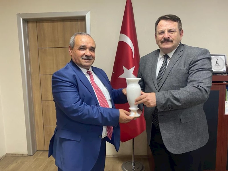 Başkan Şahin, Afyonkarahisar SGK İl Başkanı Samet Fidan’ı Ziyaret Etti