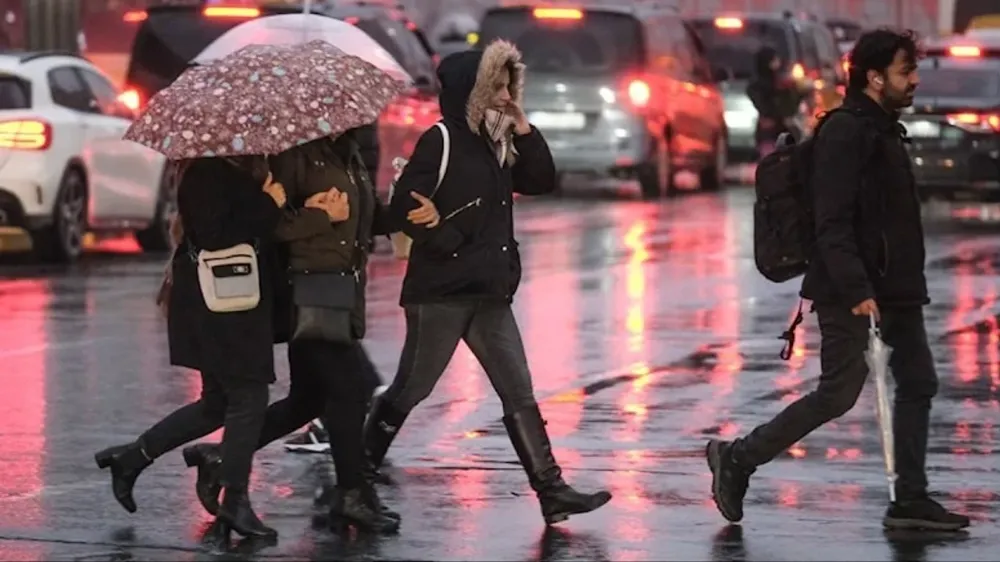 SICAKLIKLAR 10 DERECE BİRDEN DÜŞECEK..  HAFTA SONU KIŞ GELİYOR
