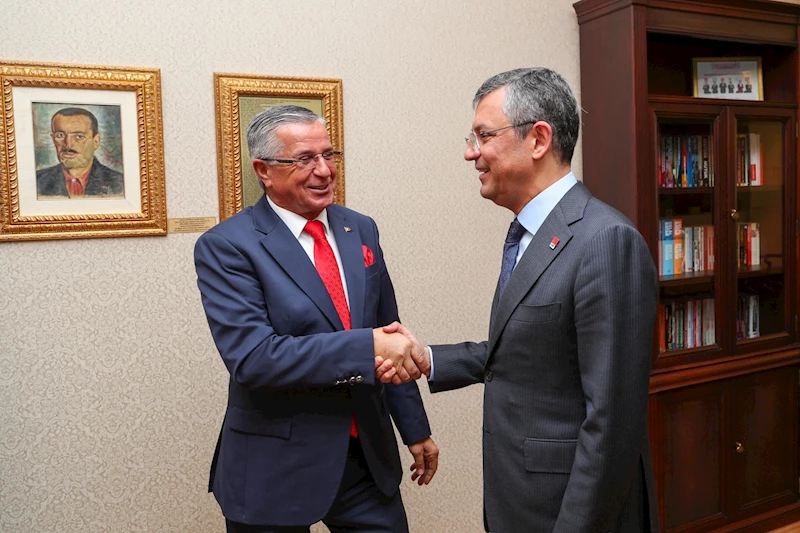 Başkan Topaloğlu, CHP Genel Başkanı Özgür Özel’i ziyaret etti