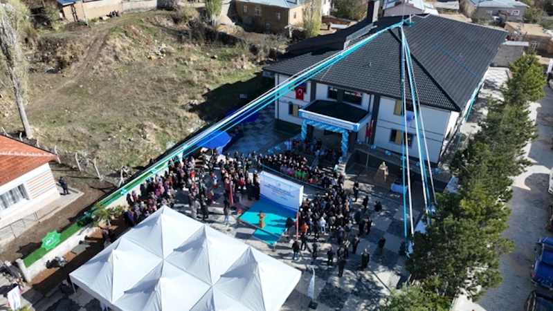 Selçuklu Belediyesi eğitim yatırımlarına bir yenisini daha ekledi SELÇUKLU BELEDİYESİ SIZMA ALPARSLAN İLKOKULU’NUN RESMİ AÇILIŞI YAPILDI