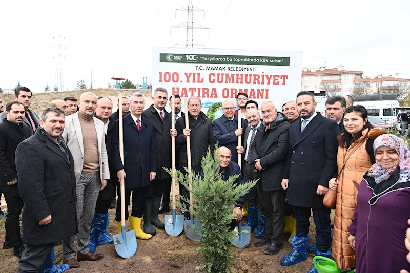 100. Yıl Cumhuriyet Hatıra Ormanı İçin Fidan Dikimi Gerçekleştirildi