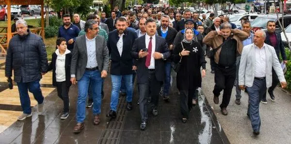 TURİZMCİ KABADAYI ADAYLIK BAŞVURUSUNA BÖYLE GİTTİ