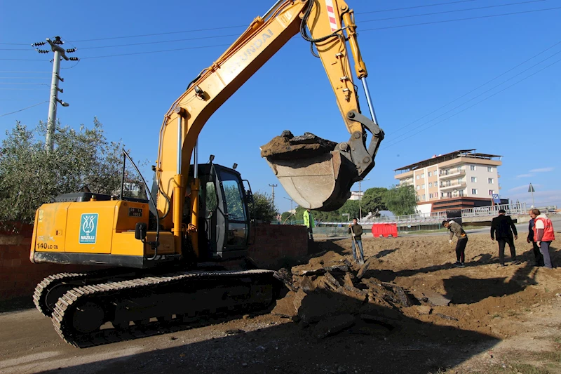 Nazilli Belediyesi’nden şehrin dört bir yanında yol atağı