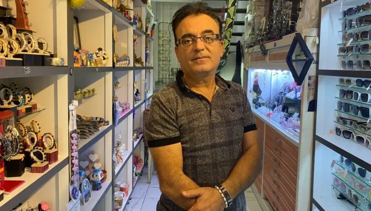 ESNAF DERTLİ.. ANTALYA’DAKİ YABANCILAR ‘PAZARLIK’ YAPMAYI ÖĞRENDİ