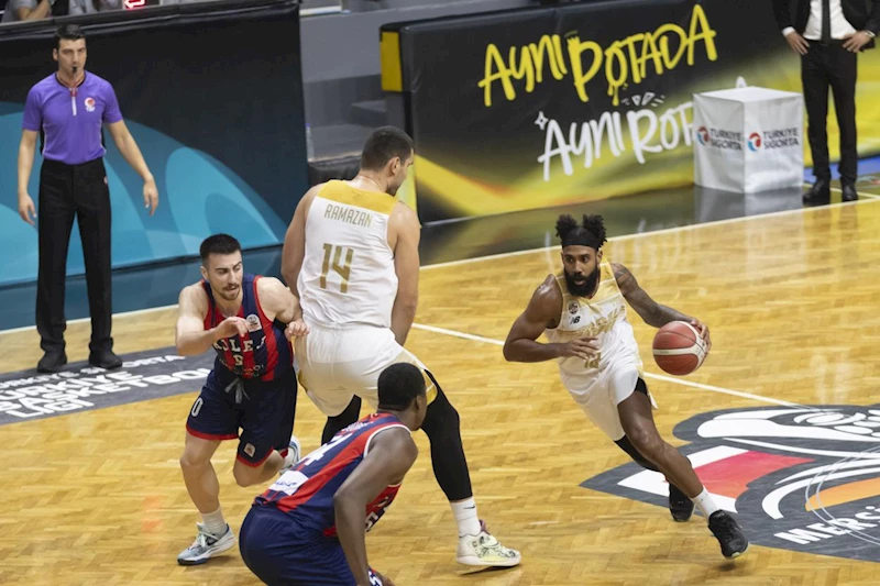 Carettalar Evinde Galip Geldi