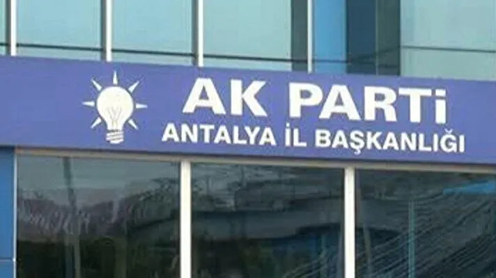 AK PARTİ ANTALYA BELEDİYE BAŞKAN ADAYLARI İÇİN GÖZLER TEMAYÜL SONUÇLARINDA