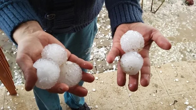 ANTALYA’DA SERALARI DOLU VURDU.. 