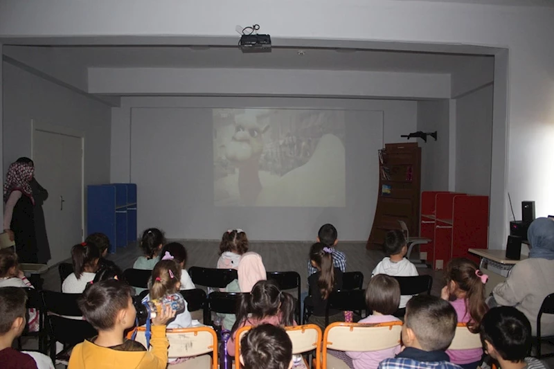 Selman-ı Farisi Kur’an Kursu Öğrenci Sinema Günleri Etkinliğinde