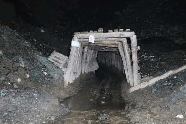 ACIPAYAM KROM MADEN OCAĞINDA GÖÇÜK.. 2 ÖLÜ 1 YARALI VAR