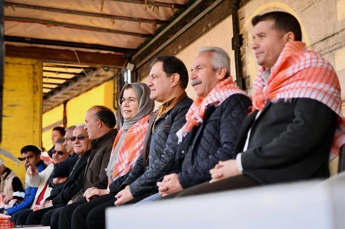 2. Elmalı Folklorik Deve Gösterisi