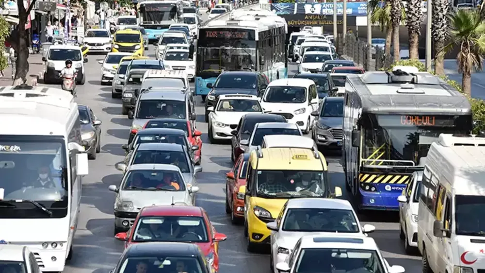 ANTALYA’DA MOTORLU KARA TAŞITLARI SAYISI 1 MİLYON 440 BİN 643 OLDU