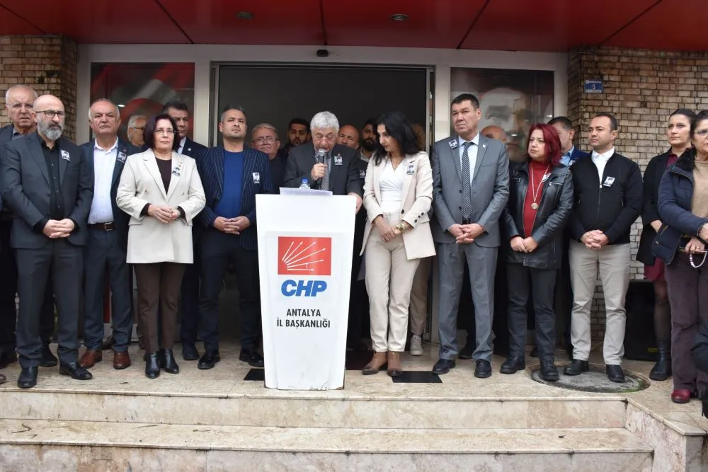 CHP’Lİ 81 İL BAŞKANI BAKAN YUSUF TEKİN’İ İSTİFAYA DAVET ETTİ