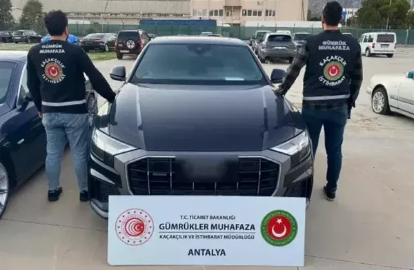 ANTALYA’DA KAÇAK LÜKS ARAÇLAR ELE GEÇİRİLDİ.. DEĞERİ 187 MİLYON LİRA