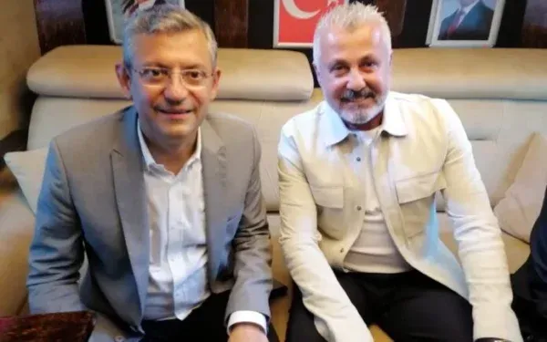 ÖZGÜR ÖZEL’İN YEREL SEÇİM İÇİN İLK ADAYI ‘MANAVGAT ŞÜKRÜ SÖZEN’