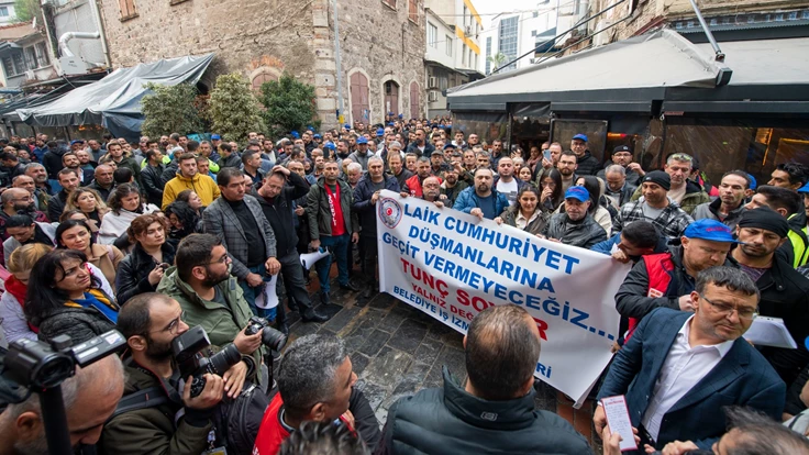 Belediye-İş Sendikası’ndan Başkan Soyer’e destek