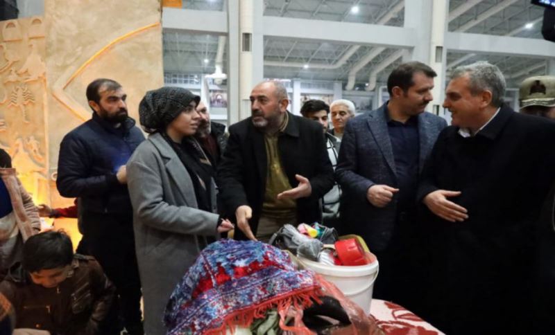 Başkan Beyazgül İle Vali Ayhan’dan Depremzedelere Ziyaret