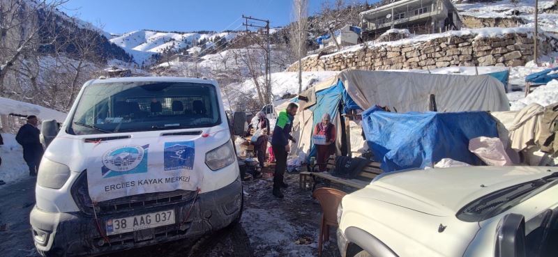 Büyükşehir Erciyes A.Ş.Tecrübeli ve Teknik Ekibi ile Deprem Bölgesinde