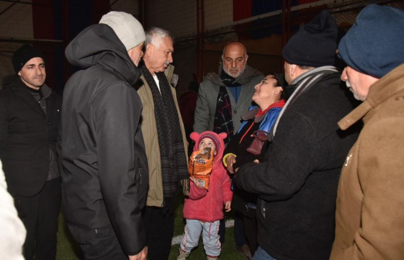Başkan Zeydan Karalar, Hataylıları Yalnız Bırakmadı. Zeydan Karalar, 