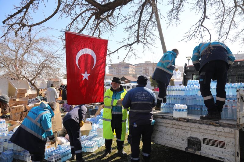 GAZİANTEP BÜYÜKŞEHİR, NURDAĞI’NDA TÜM KÖYLERE ULAŞTI