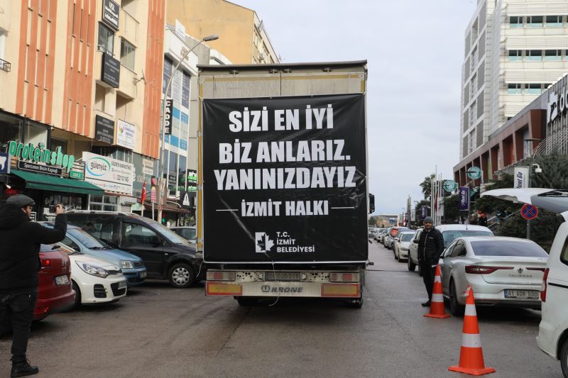İZMİT’TEN 43’ÜNCÜ YARDIM ARACI AFET BÖLGESİNE UĞURLANDI