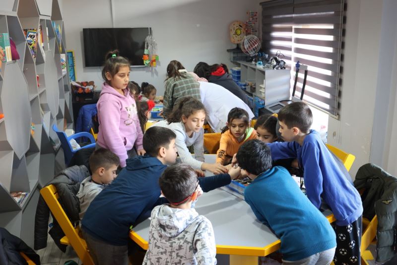 Çankırı’da Depremzede Çocuklar Çocuk Akademisinde Moral Buluyor
