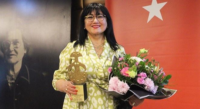 ‘JALE İNAN 2022 YILIN KADINI ÖDÜLÜ’ IŞIK YARGIN