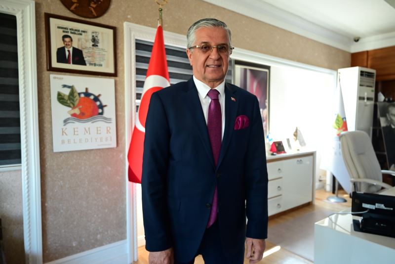 Başkan Topaloğlu’ndan “Bir kira bir yuva” kampanyasına 30 bin lira destek