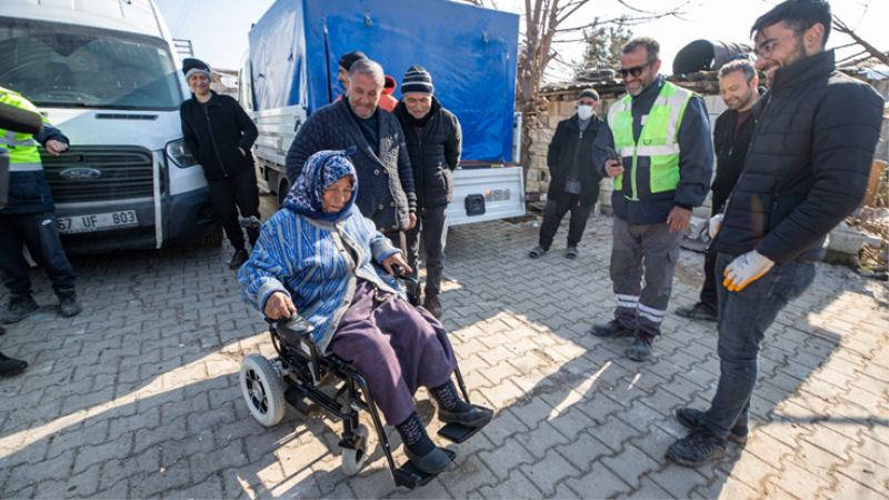 Kahramanmaraş ve çevresindeki 40 köyde İzmir dayanışması