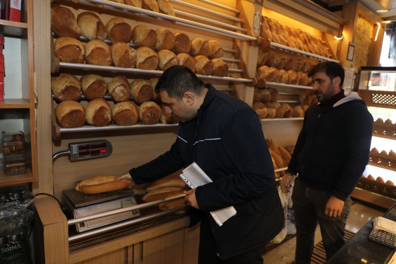 Fırınlarda ekmek denetimleri aralıksız devam ediyor