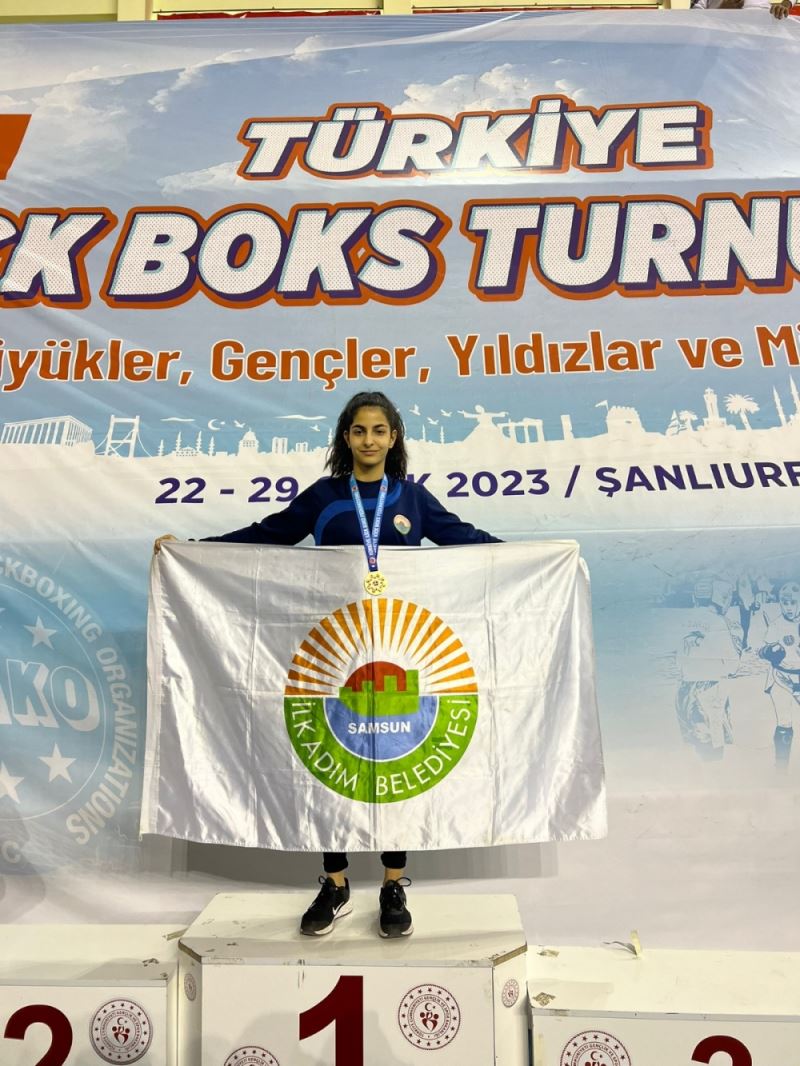 İLKADIM BELEDİYESİ KİCK BOKS’A YİNE DAMGA VURDU