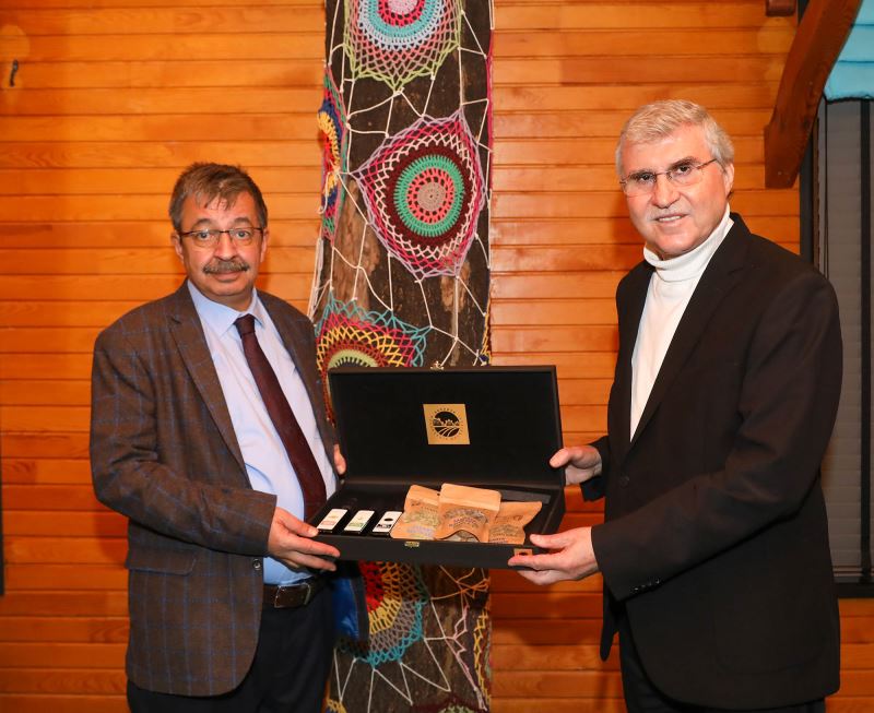 Hayati İnanç’la şiir ve sanatla dolu bir akşam