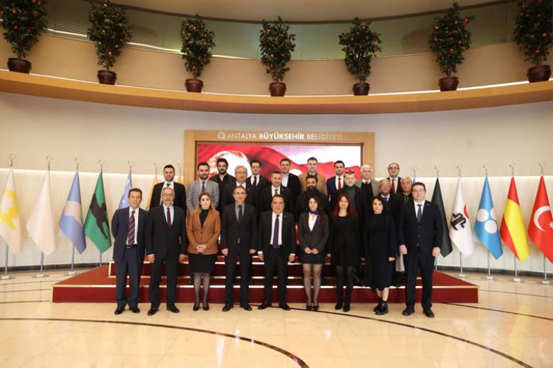 Başkan Böcek, Antalya Meslek Odaları Başkanlarıyla Buluştu