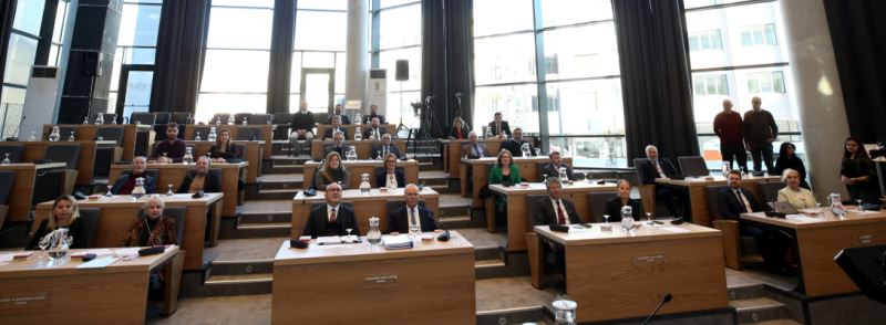 Yeni Binada İlk Meclis Toplantısı