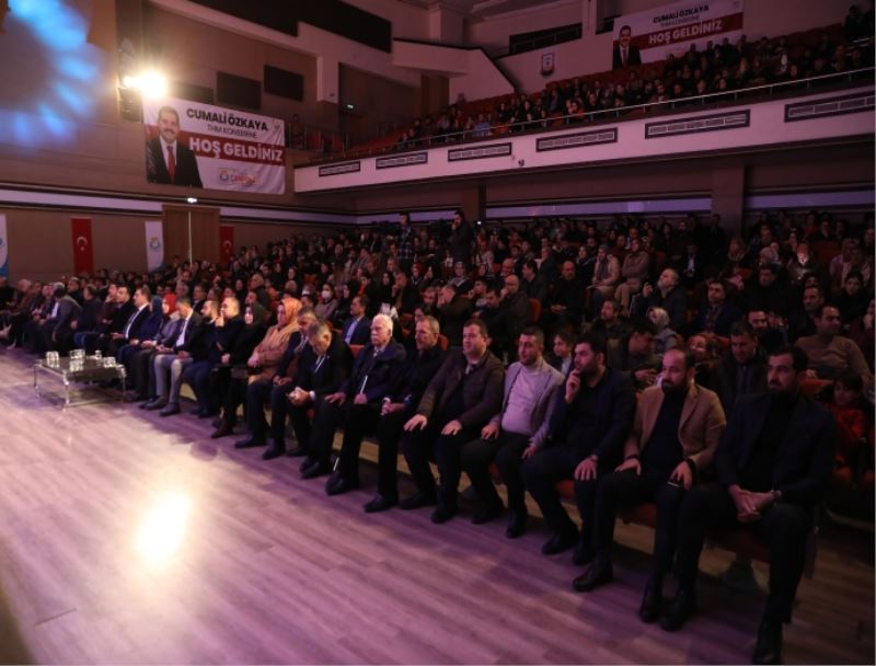 ŞANLIURFALILAR, CUMALİ ÖZKAYA KONSERİ İLE UNUTULMAZ ANLAR YAŞADI