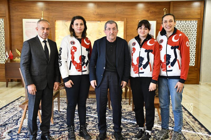 Başarılı Sporcularımızdan Başkan Vergili’ye Ziyaret