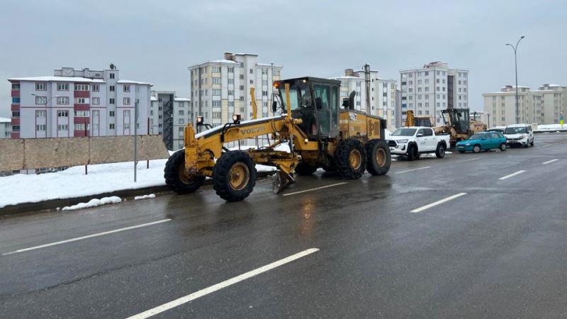 Büyükşehir Kar Nöbetini Sürdürüyor
