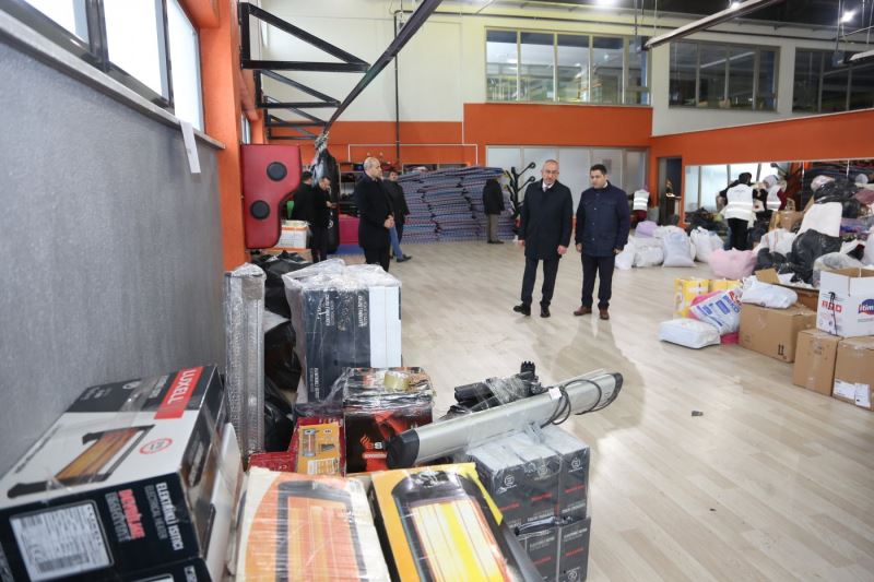 KONYA, DEPREMZEDELER İÇİN TEK YÜREK OLDU
