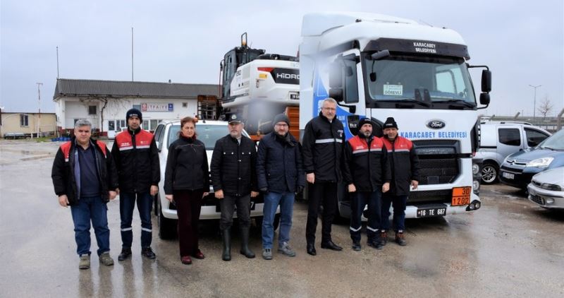 Karacabey, deprem bölgesine yardım için seferber oldu