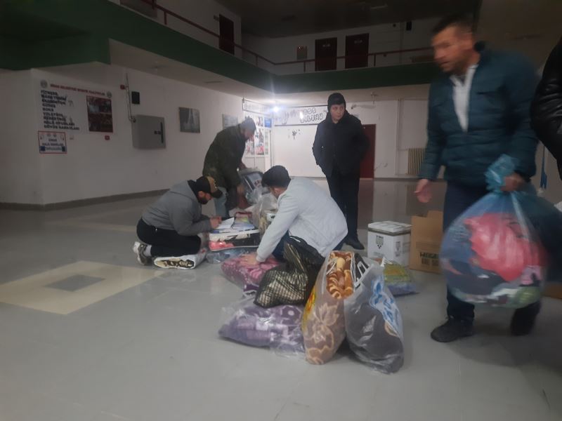 Deprem Yardımımıza vatandaşlarımızdan tam destek
