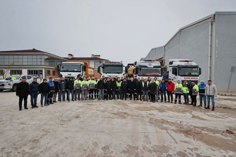 Büyükşehir deprem bölgesine bir ekip daha gönderdi