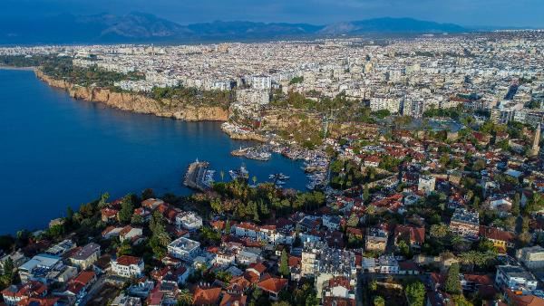 ANTALYA’DA DAHA FAZLA KİRA İÇİN 1 DAİREYİ 3