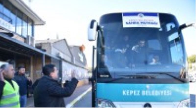 Kepez’den deprem bölgesine her saat başı yardım TIR’ı