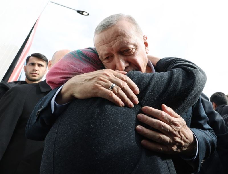 CUMHURBAŞKANI ERDOĞAN ELBİSTAN’DA İNCELEMELERDE BULUNDU